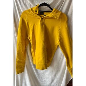victorinox / swiss army knife brand yellow pullover